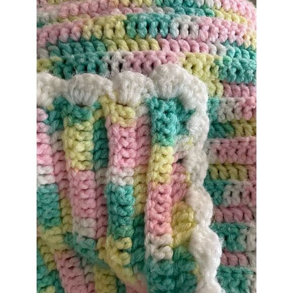 Vintage Hand Knit Baby Blanket 50.5” x 40” - Picture 4 of 6